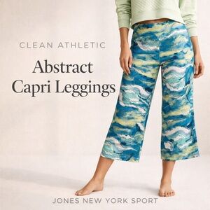 Jones New York Sport Size M Abstract Capri Leggings | Blue & Green | NWT